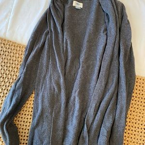 Old navy sweater